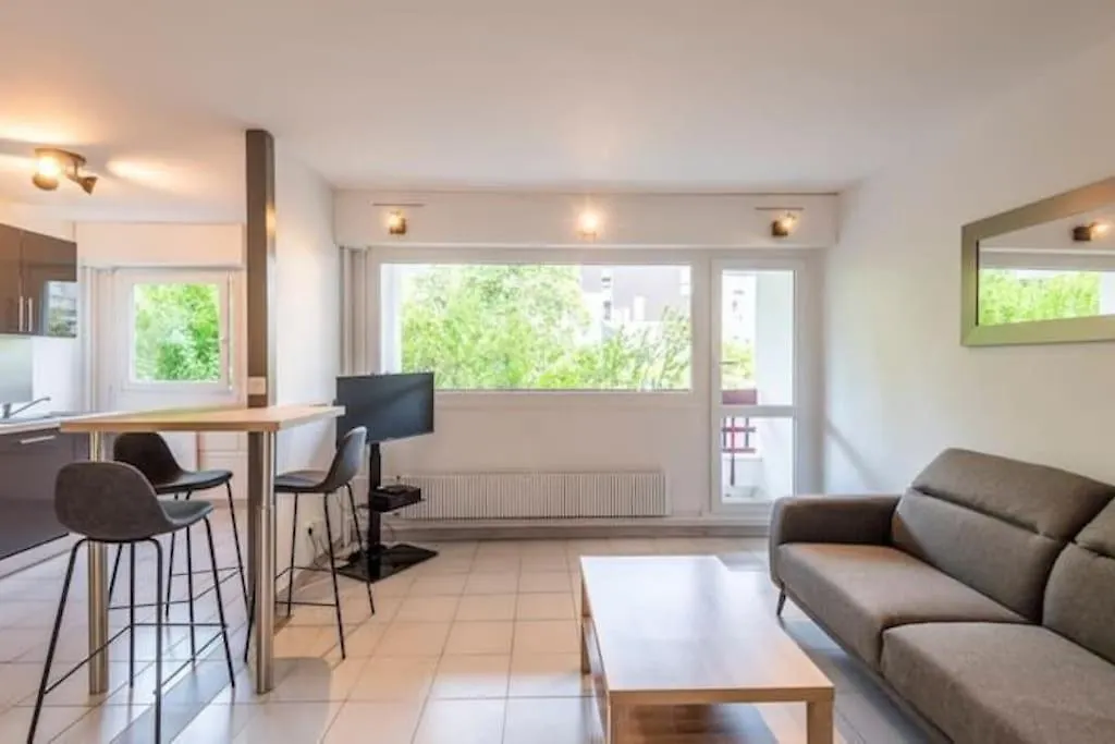 Joli Appartement Avec Balcon Proximite Lac Annecy 0*,  France